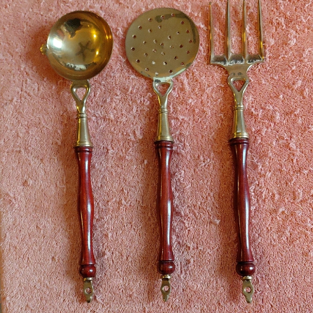 Gatco Gold and Brown Serving Utensil Trio